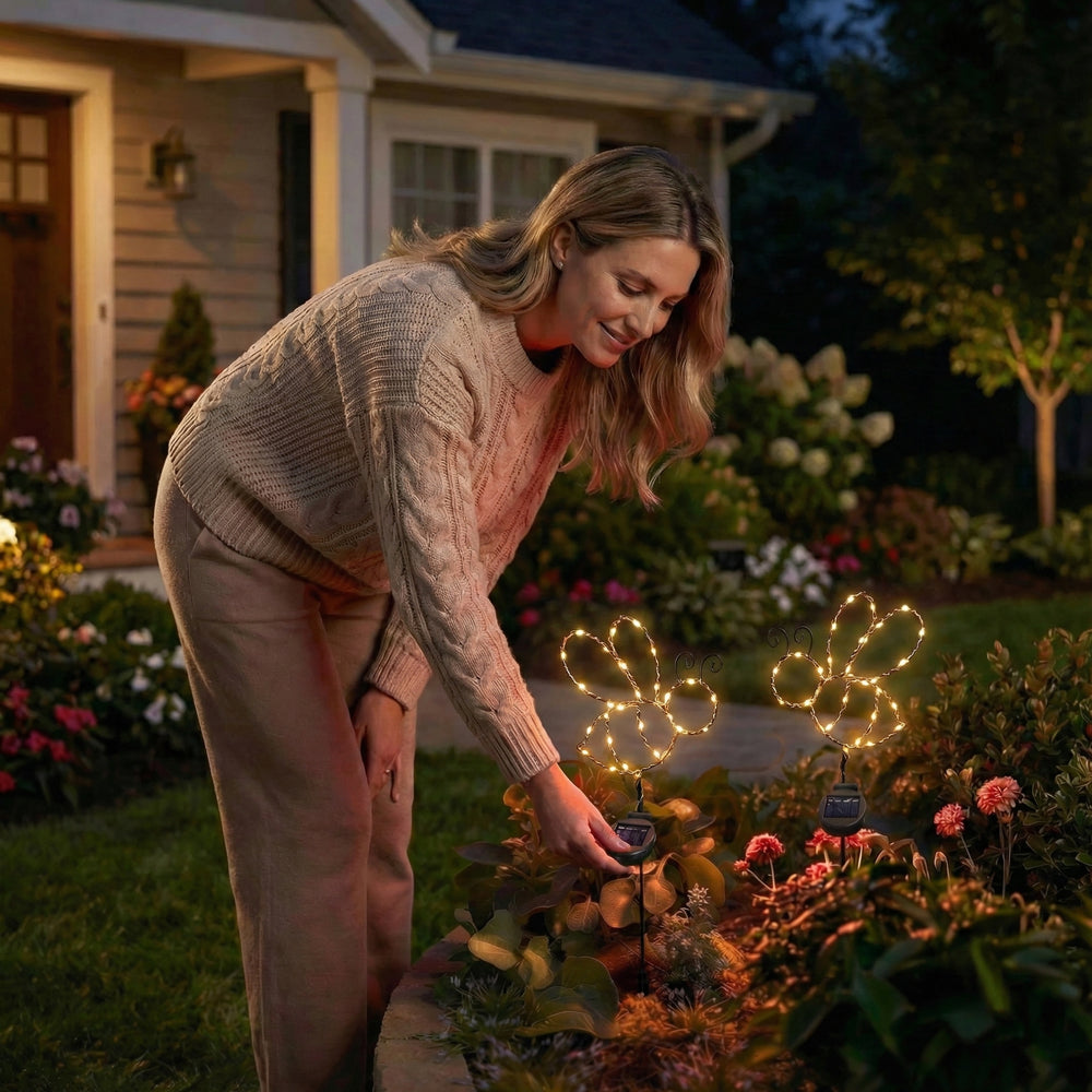 SunStake 🐝Bee-Shaped Metal Frame Solar LED Garden Lights (Set of 2)