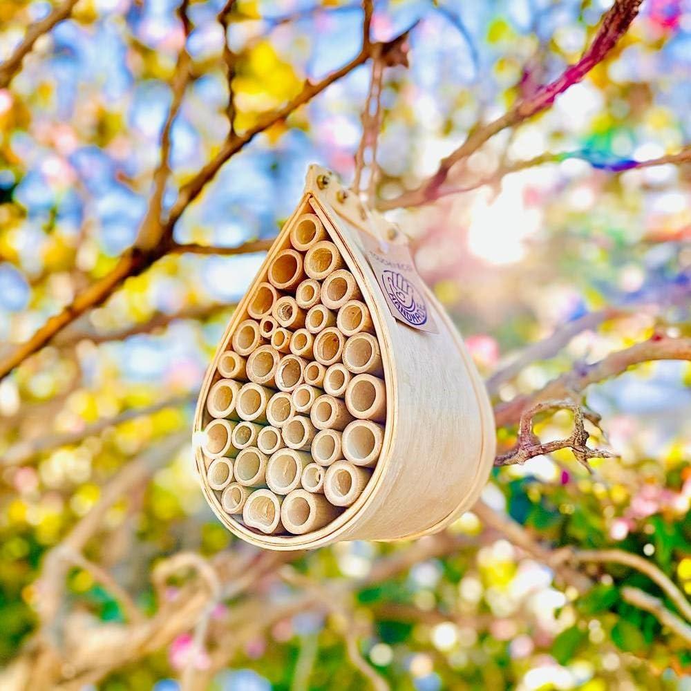 Pollinating Palace-Mason Bee House, Natural Hanging Wooden bee House Habitat with Bamboo Tubes for The Garden and Yard